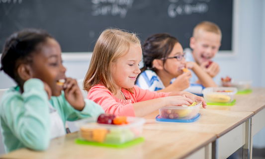 Besoins nutritionnels des enfants et adolescents : Le goûter est-il vraiment nécessaire ?